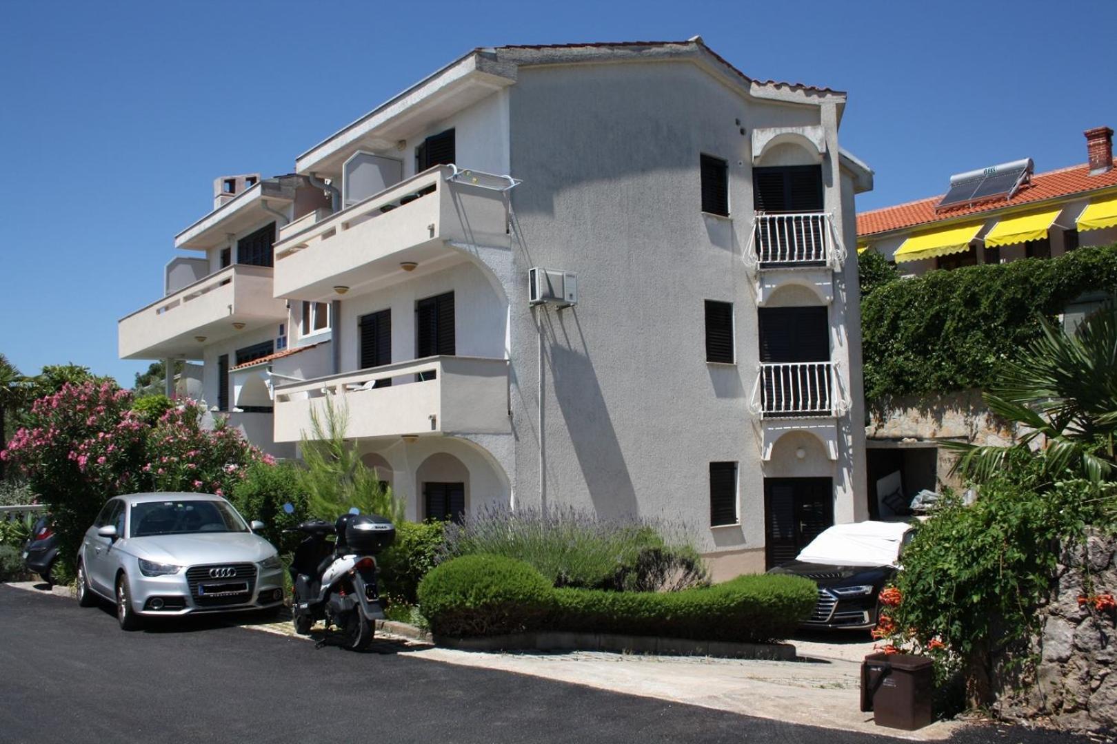 Guest House Helena Close To Beach Krk Town Exterior photo