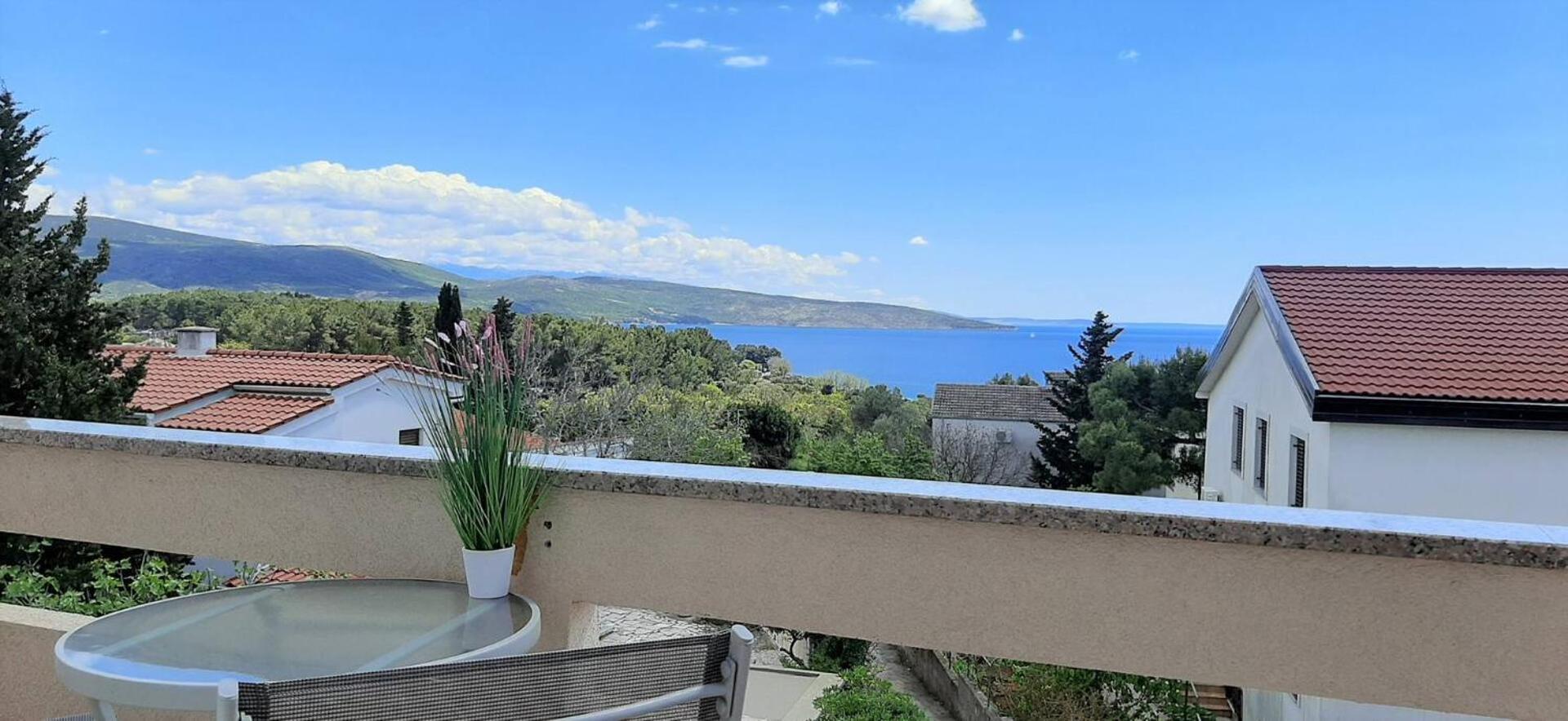 Guest House Helena Close To Beach Krk Town Exterior photo
