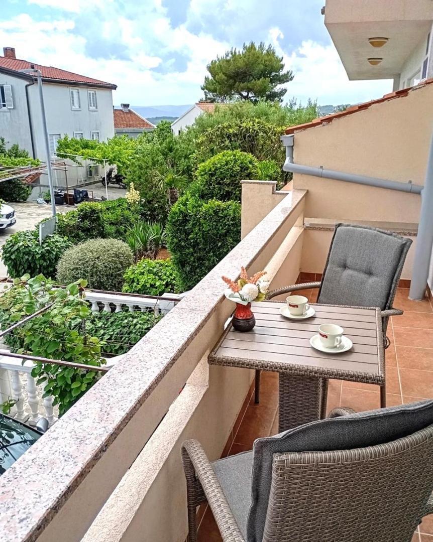 Guest House Helena Close To Beach Krk Town Exterior photo