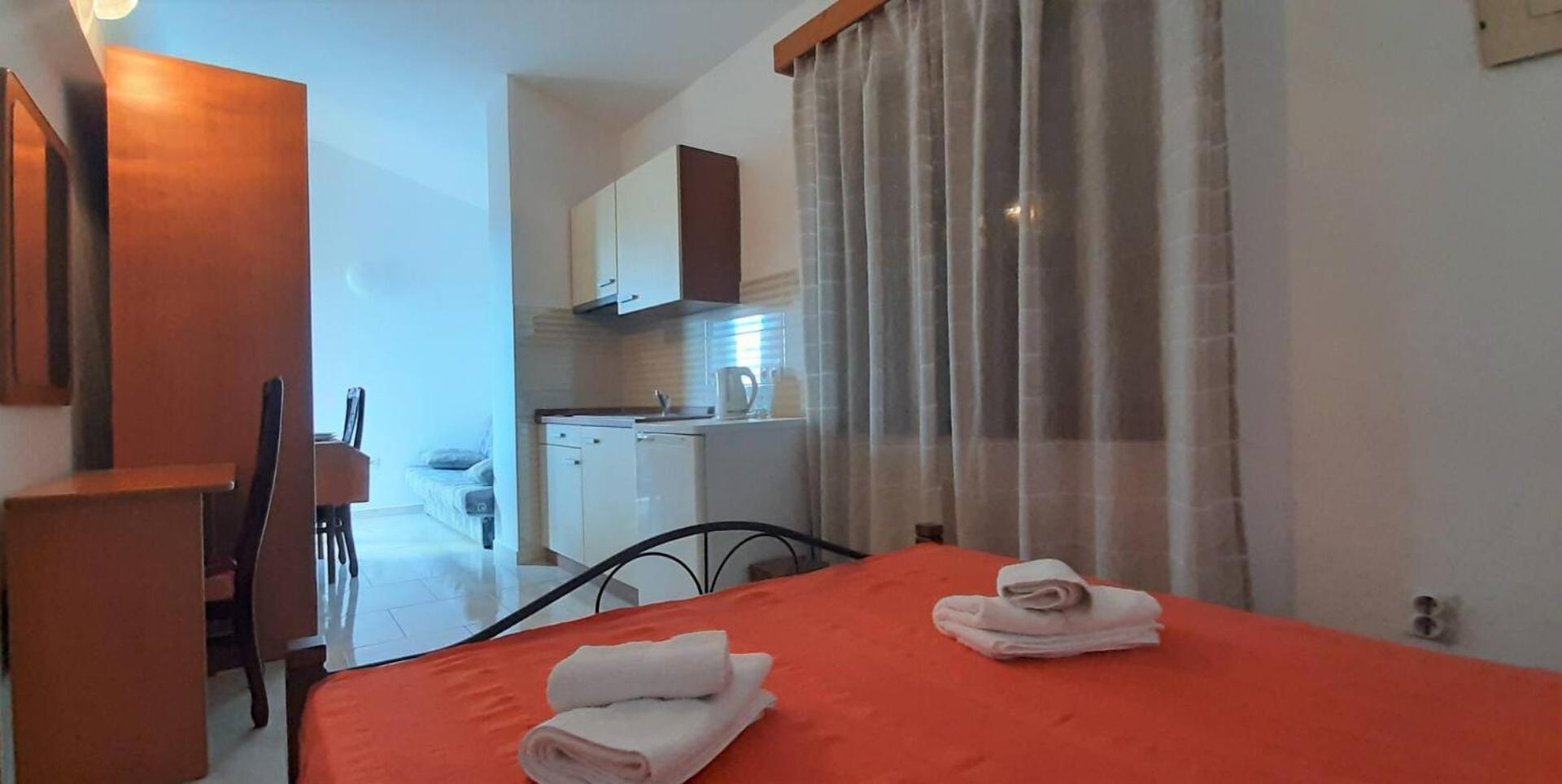 Guest House Helena Close To Beach Krk Town Exterior photo