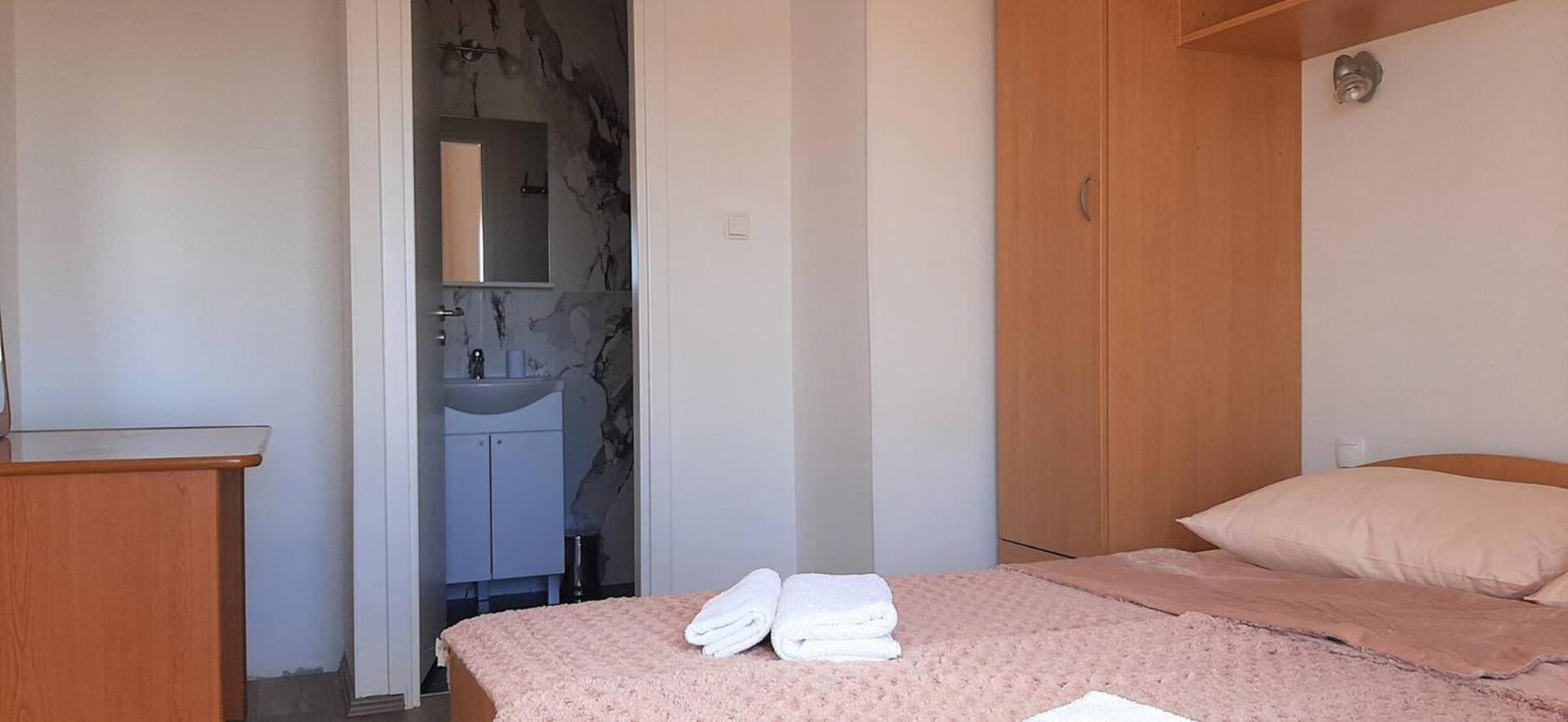 Guest House Helena Close To Beach Krk Town Exterior photo