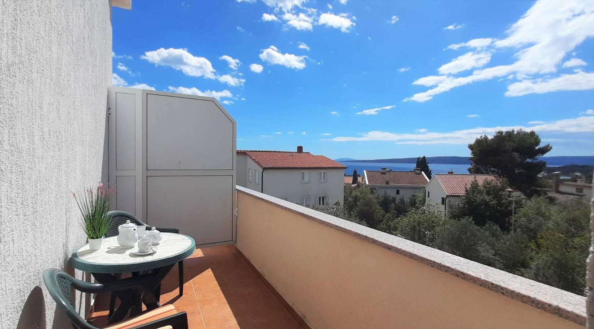 Guest House Helena Close To Beach Krk Town Exterior photo